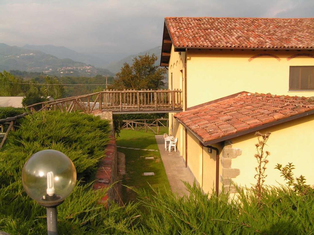 فيلا Agriturismo La Palazzina كاستيلنيوفو دي غارفانيانا المظهر الخارجي الصورة