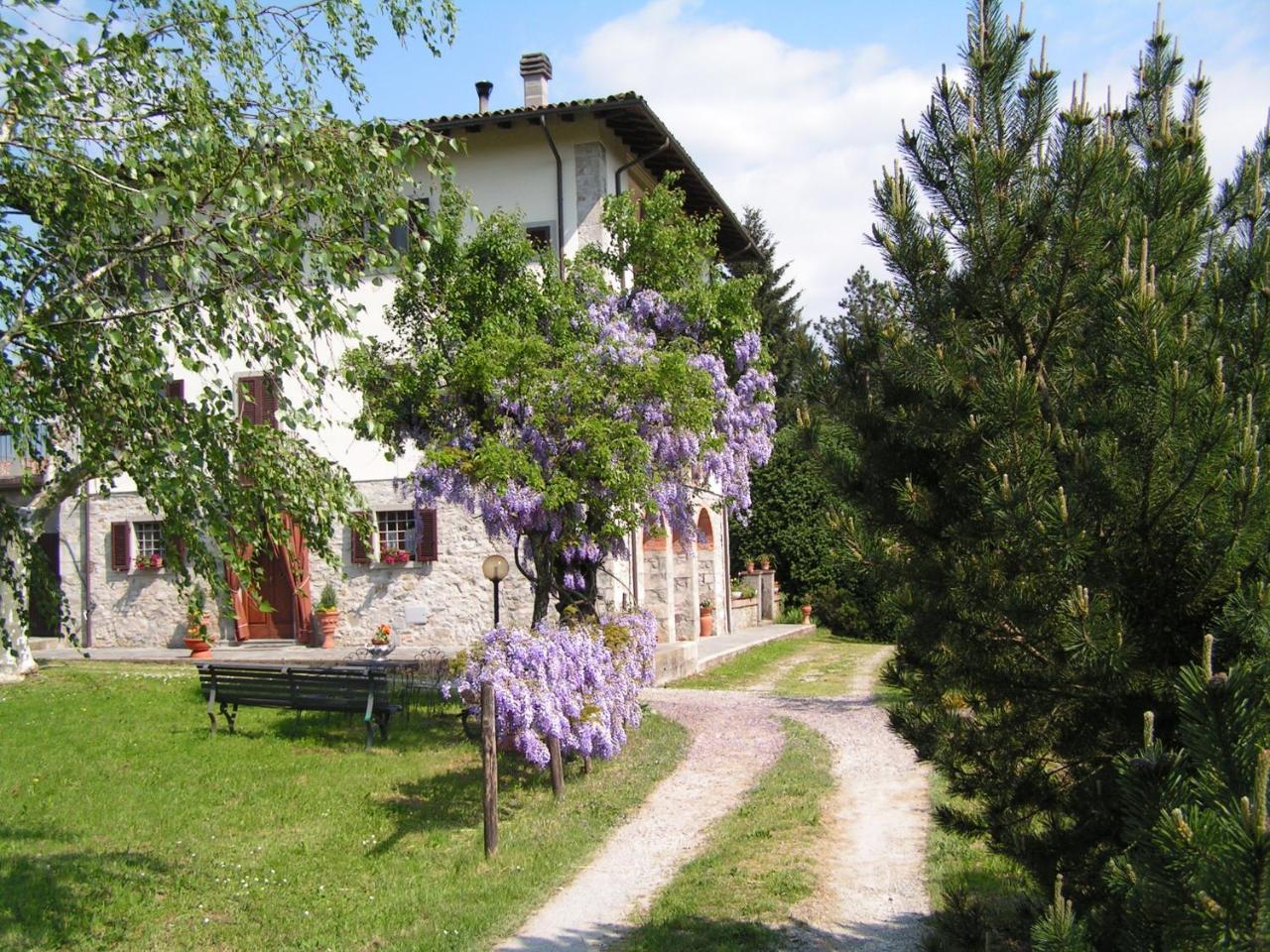 فيلا Agriturismo La Palazzina كاستيلنيوفو دي غارفانيانا المظهر الخارجي الصورة